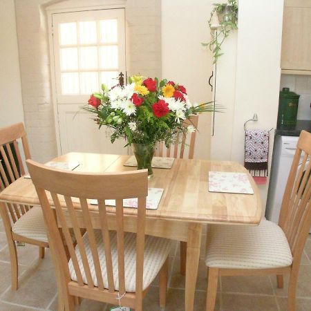 Falstaff Cottage For Up To 5, Stratford Upon Avon Exterior foto
